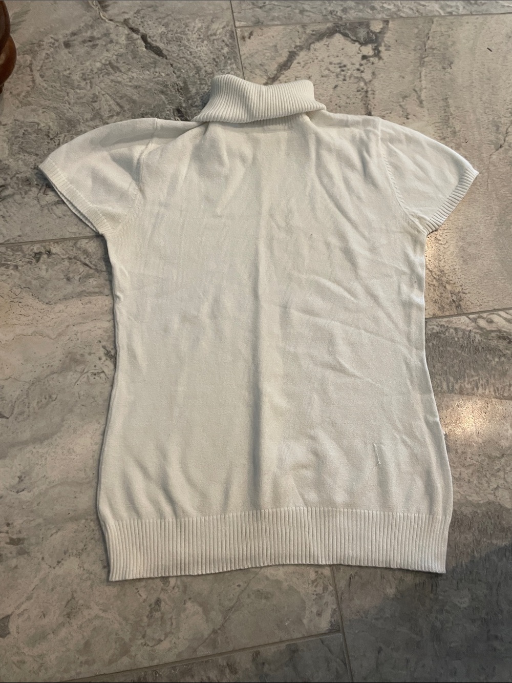 take out White Short-Sleeve Turtleneck Sweater